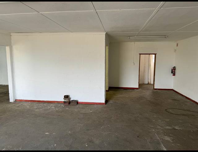1,400M² RETAIL FOR SALE IN EUREKA
